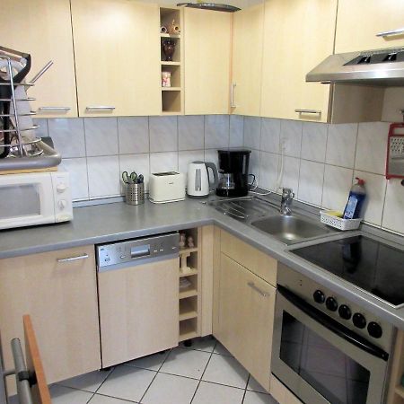 Private Apartment Near Fair Ground Hannover Exterior photo