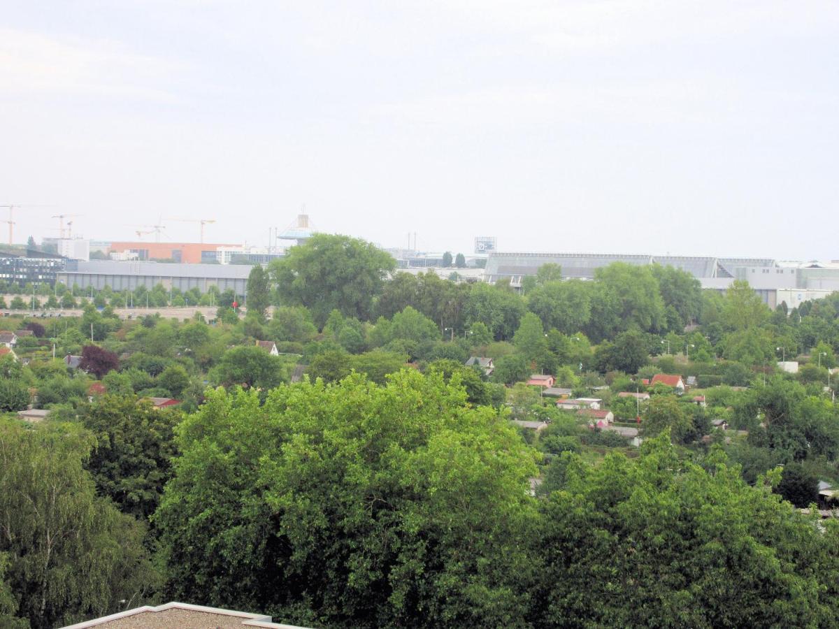 Private Apartment Near Fair Ground Hannover Exterior photo