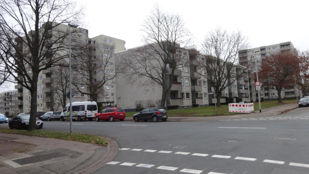 Private Apartment Near Fair Ground Hannover Exterior photo